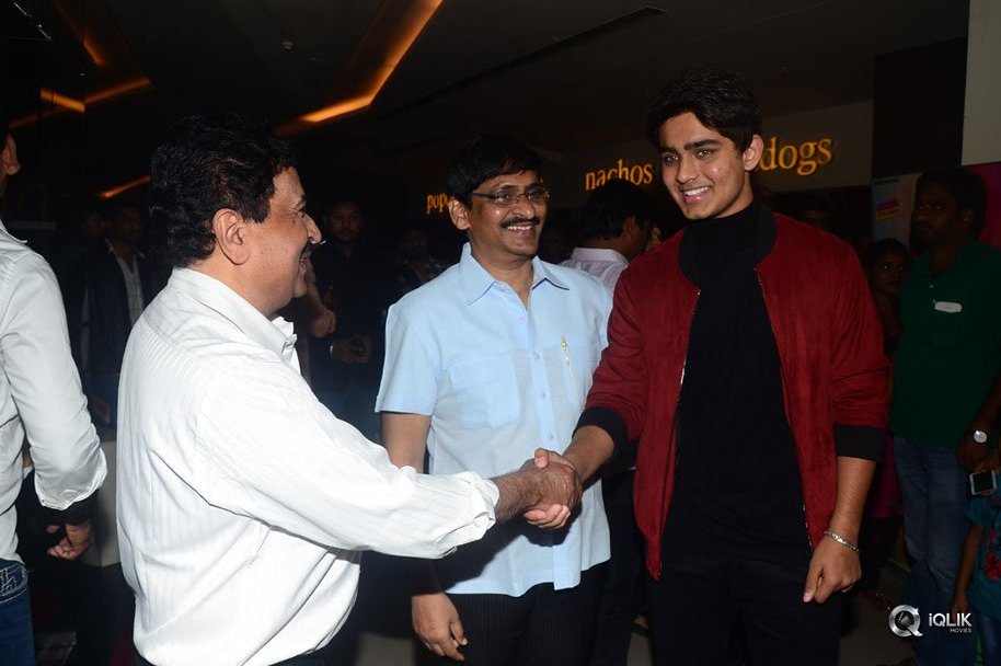 Celebs-at-Nirmala-Convent-Movie-Premiere-Show